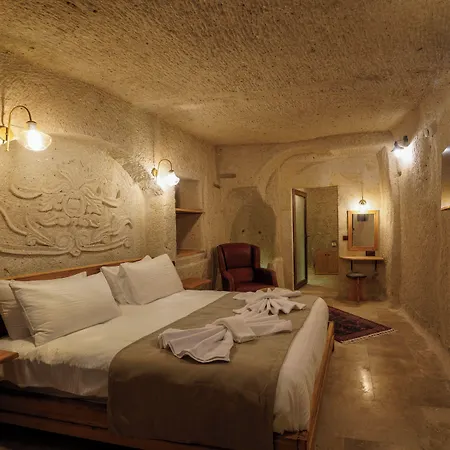 Hotel Escape Cave *