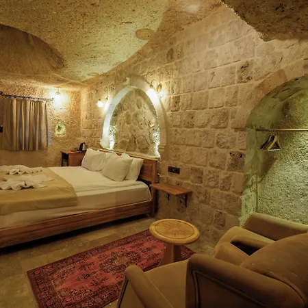 Hotel Escape Cave