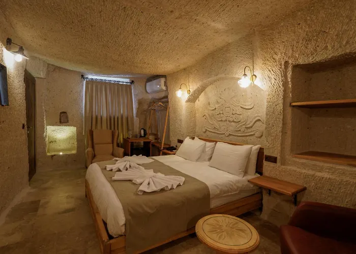 Escape Cave Γκόρεμε