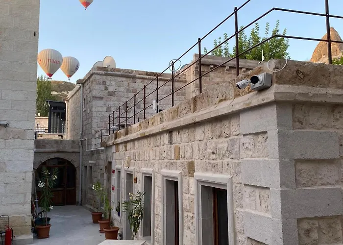 Escape Cave Γκόρεμε