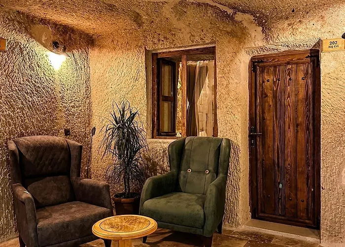 Hotel Escape Cave *